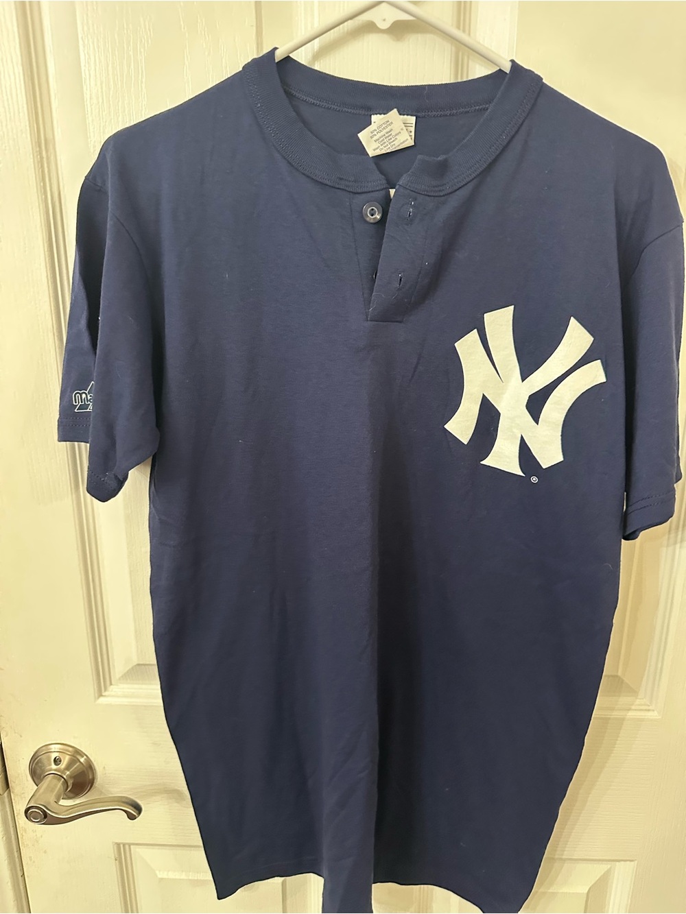Vintage Majestic NY Yankees Henley Shirt Navy Blue Size, M